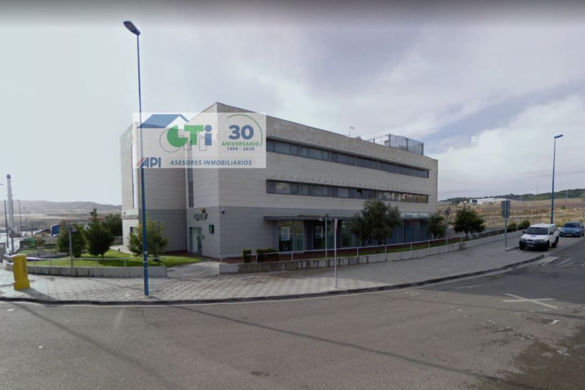 Venta de oficina en , La Muela photo 3