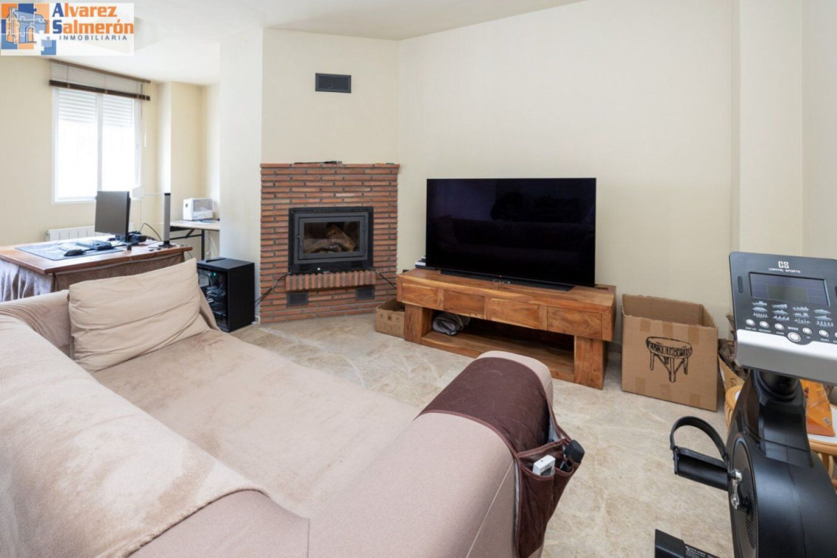 Sale of independent chalet in Calle Pájaro Azul, Armilla
 photo 4