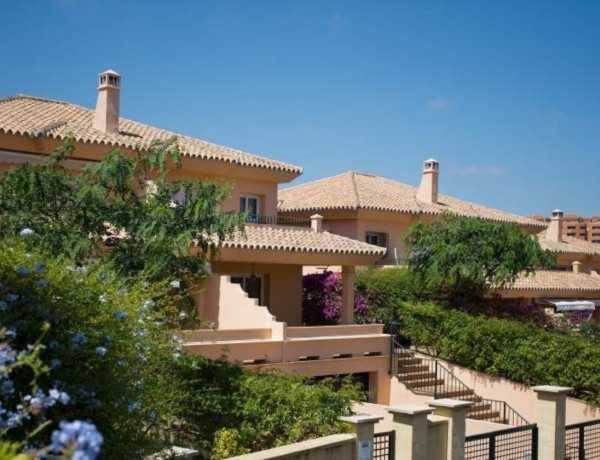 Chalet independiente en venta en Riviera del Sol , Mijas thumbnail 1