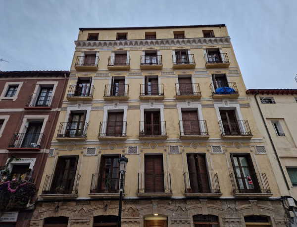 Piso en venta en  Calle de los Predicadores, Zaragoza photo 2