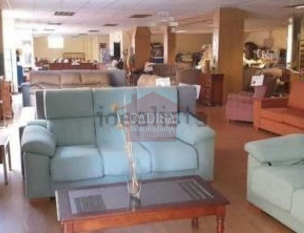 Local o nave en venta en Garrido norte photo 4