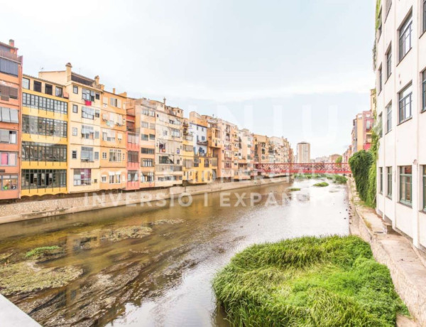 Local en venta en Barri Vell photo 2
