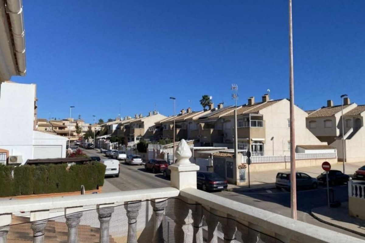 Sale of ground in New Torrevieja - Aguas Nuevas, Torrevieja
 photo 5