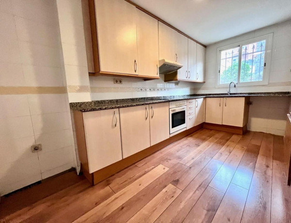 First floor for sale in  Ca n'Oriol - Can Rosés , Rubí photo 1