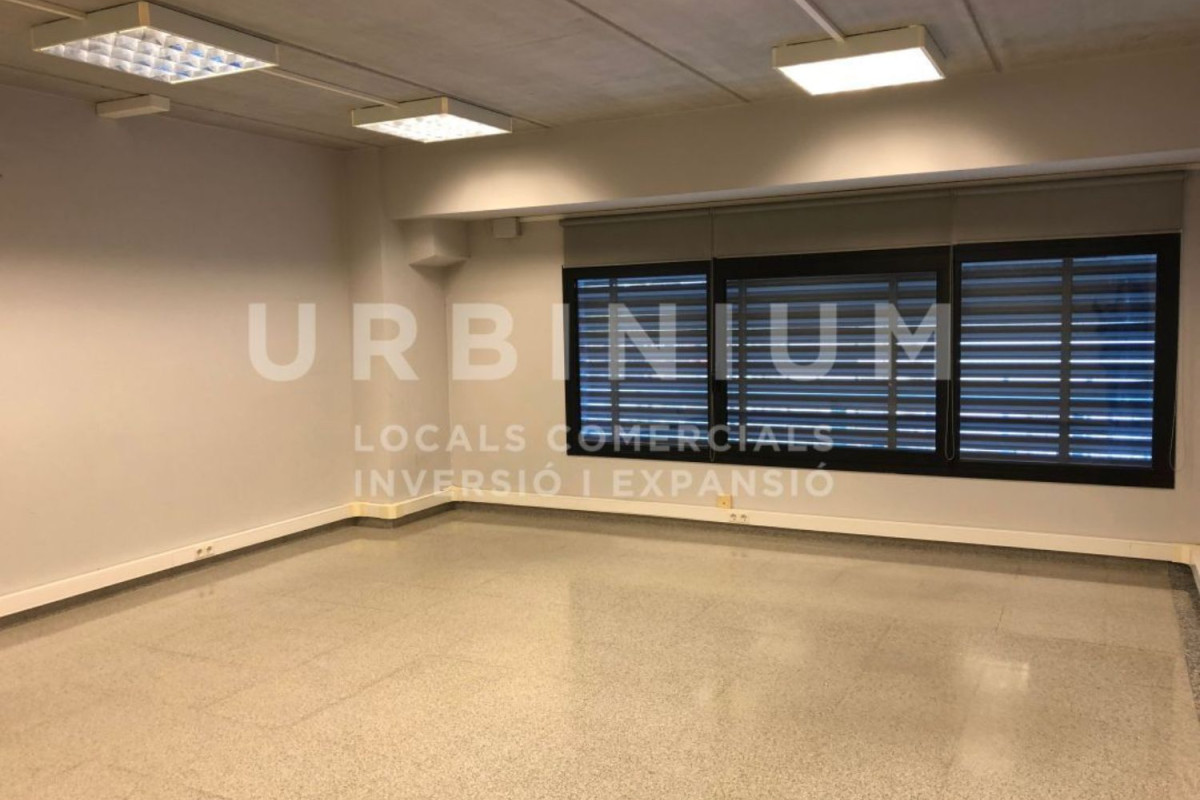 Недвижимость на продажу и в аренду в Испании photo 1