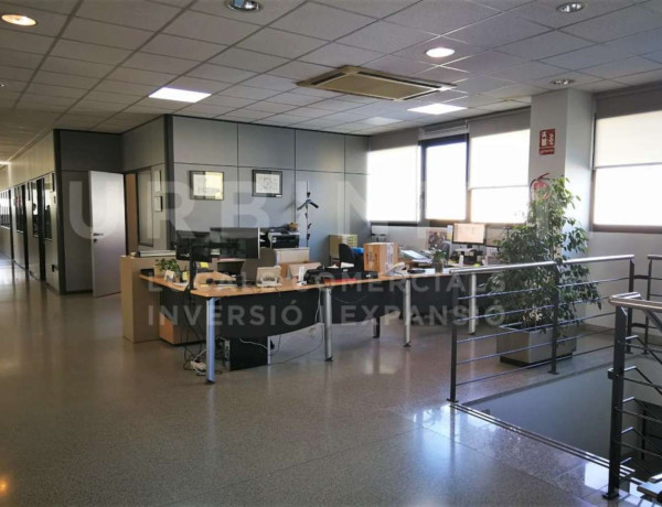 Alquiler de Oficina en Sant Narcís photo 1