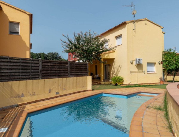 Chalet independiente en venta en , Avinyonet de Puigventos photo 1