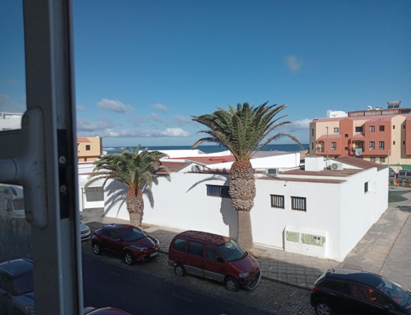Piso en venta en Corralejo , La Oliva photo 1