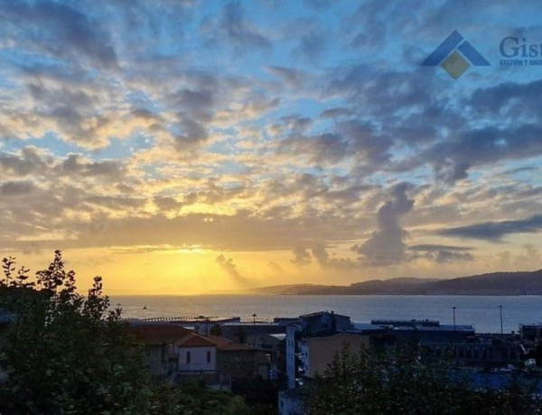 Apartment for sale in Paseo de Alfonso XII, 35, Vigo photo 1
