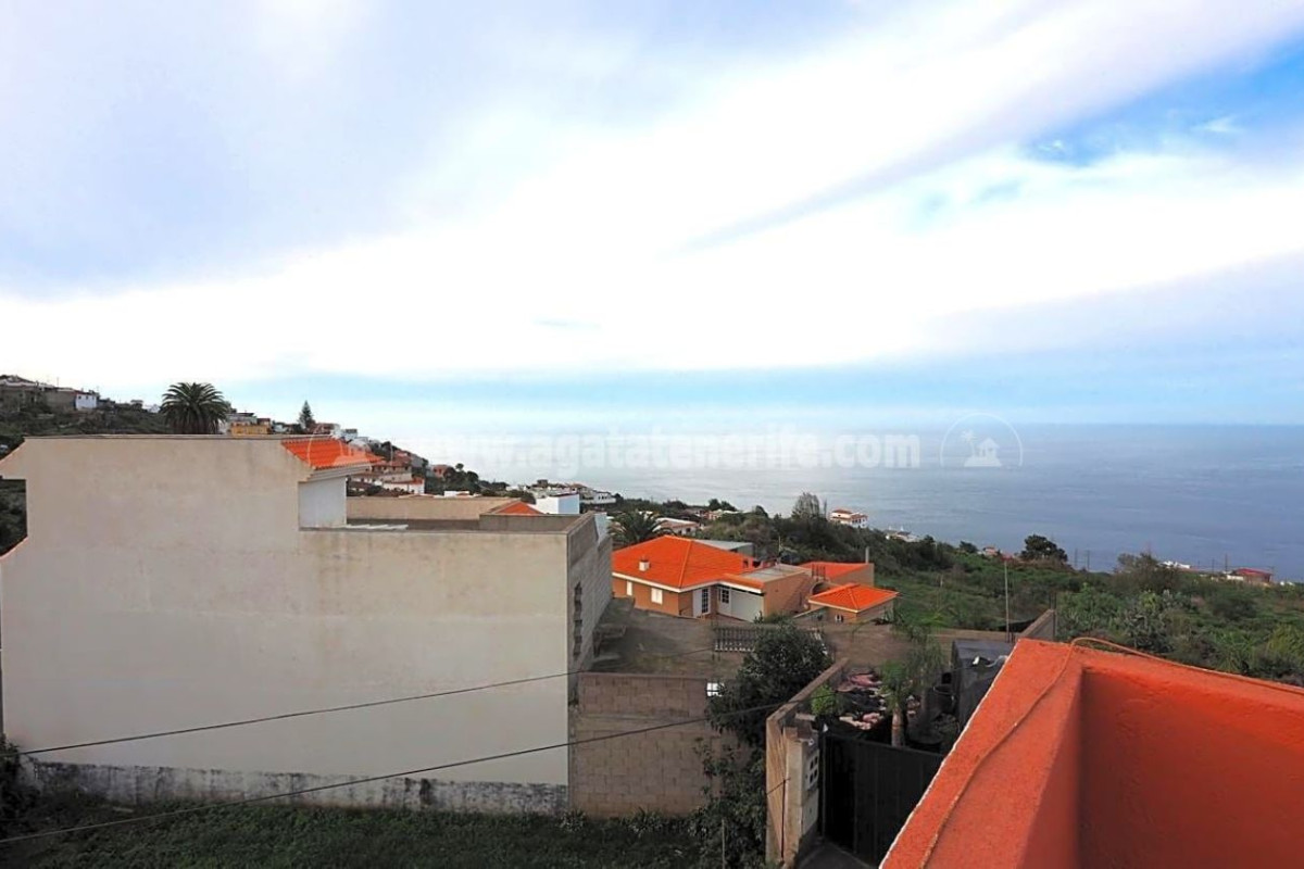 Sale of independent chalet in La Vega-El Amparo-Cueva del Viento, Icod de los Vinos
 photo 4