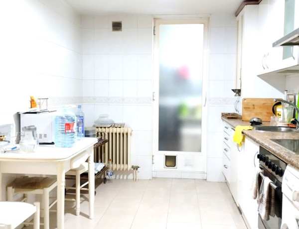 Piso en venta en , Santa Marta de Tormes photo 1