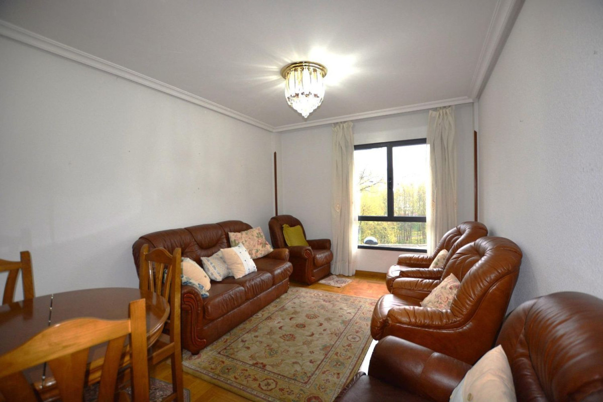 Piso en venta en avenida Valentín Andrés, Grado
photo 5