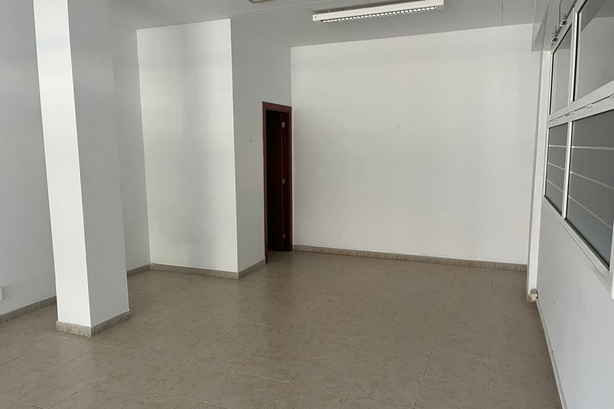 Propiedades en venta y alquiler en España photo 2