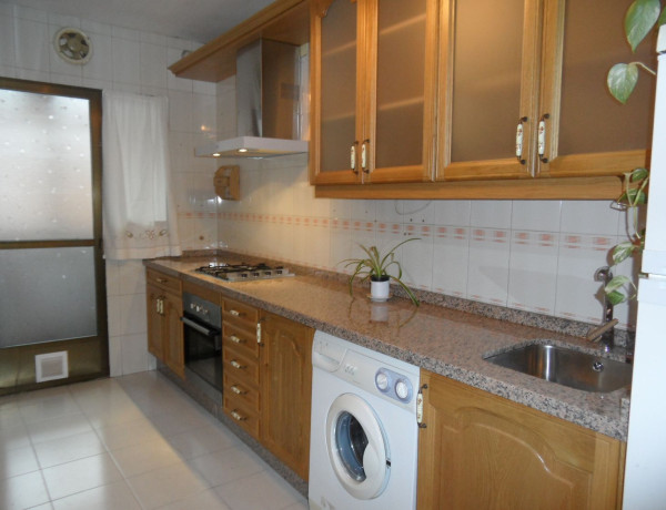 Продажа квартиры в Avenida de la Constitución, 16, Cáceres photo 1