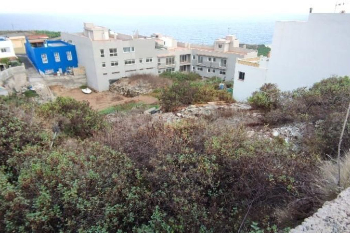 Terreno en venta en Icod de los Vinos, Santa Cruz de Tenerife photo 1