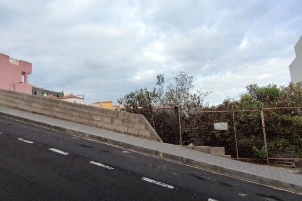 Terreno en venta en Icod de los Vinos, Santa Cruz de Tenerife photo 4