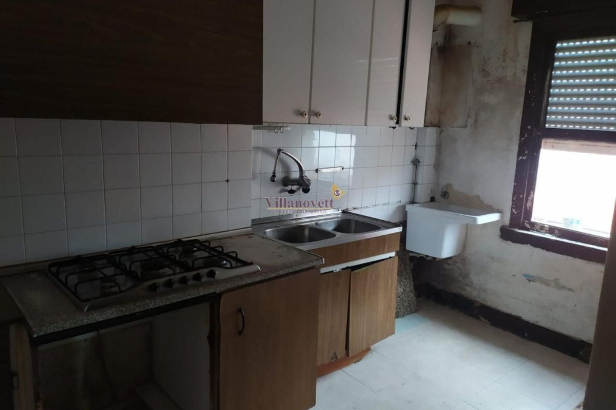 Venta de piso en Centro urbano, Vigo
photo 1