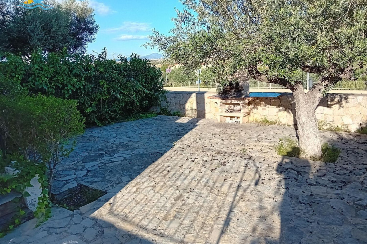 Sale of independent chalet in Calle del Pou, Peñíscola
photo 3