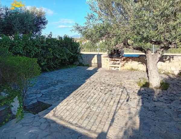 Detached villa for sale in Calle del Pou, Peñíscola thumbnail 2