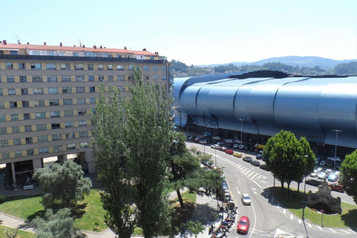Sale of apartment in MANUEL DE CASTRO, 35, Vigo
photo 1