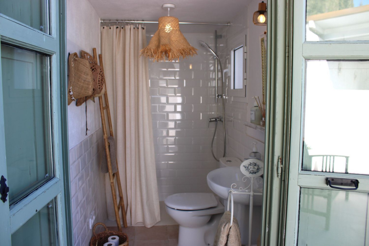 Продажа отдельного шале в , Арриатe photo 4
