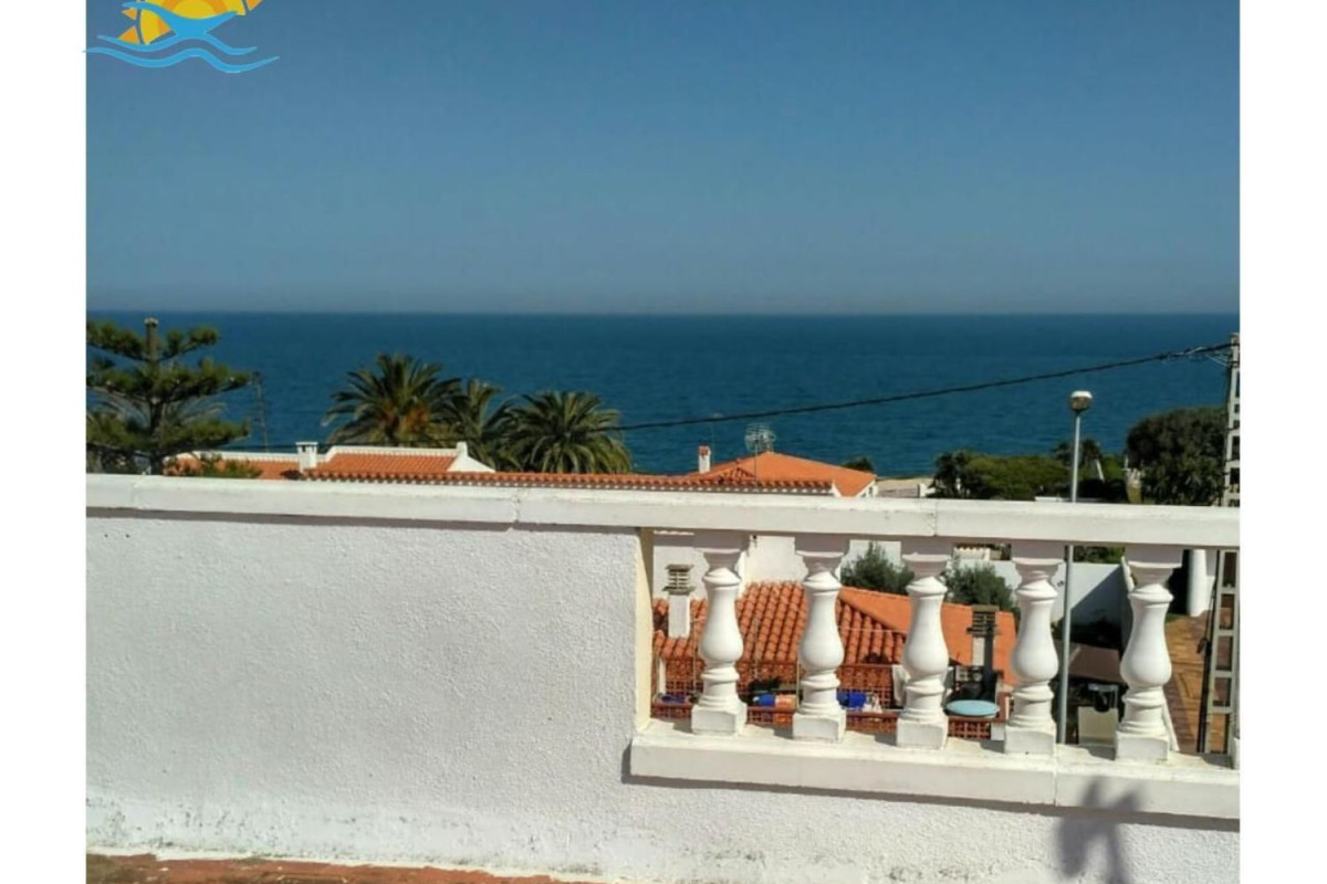 Sale of apartment in Avenida del País Valencià, Vinaròs
 photo 2