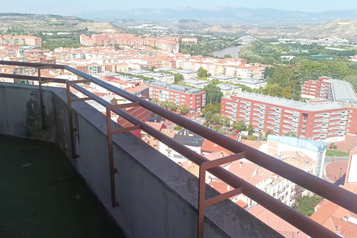 Venta de piso en Via Gran, Logroño
photo 5