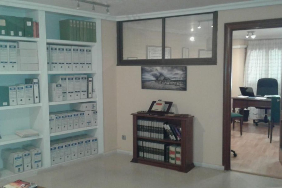 Sale of apartment in Emilio Castellar, Algeciras
photo 1