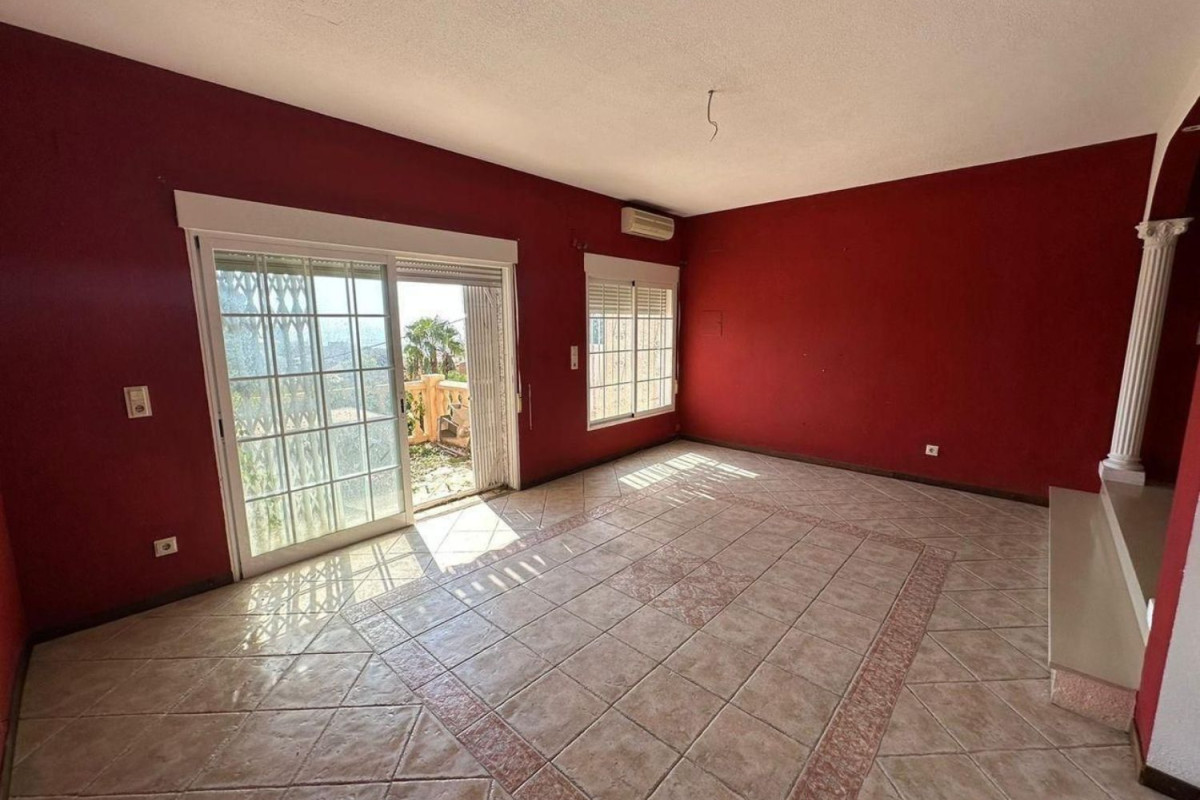 Sale of townhouse in  Cotobro , Almuñécar photo 3
