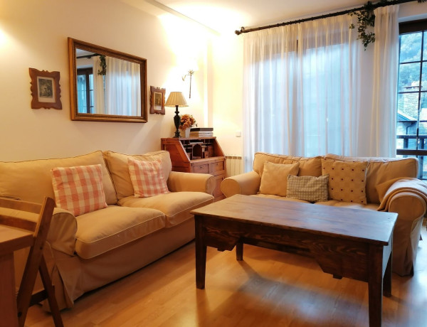 Duplex en venta en , Valencia d'Aneu photo 1