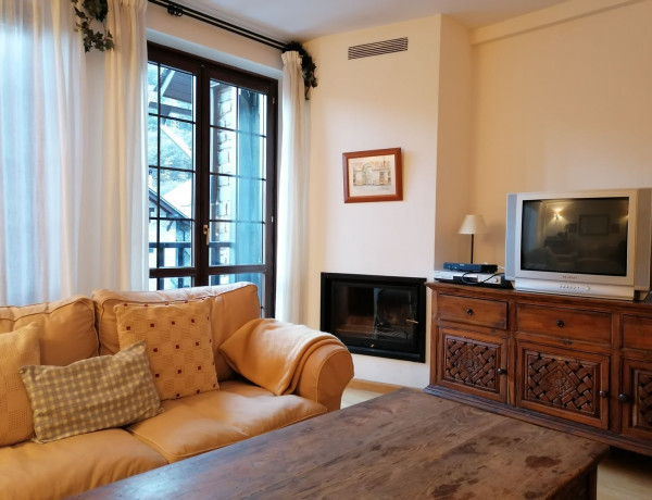 Duplex en venta en , Valencia d'Aneu photo 2