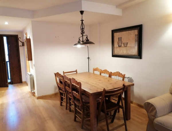 Duplex en venta en , Valencia d'Aneu photo 3