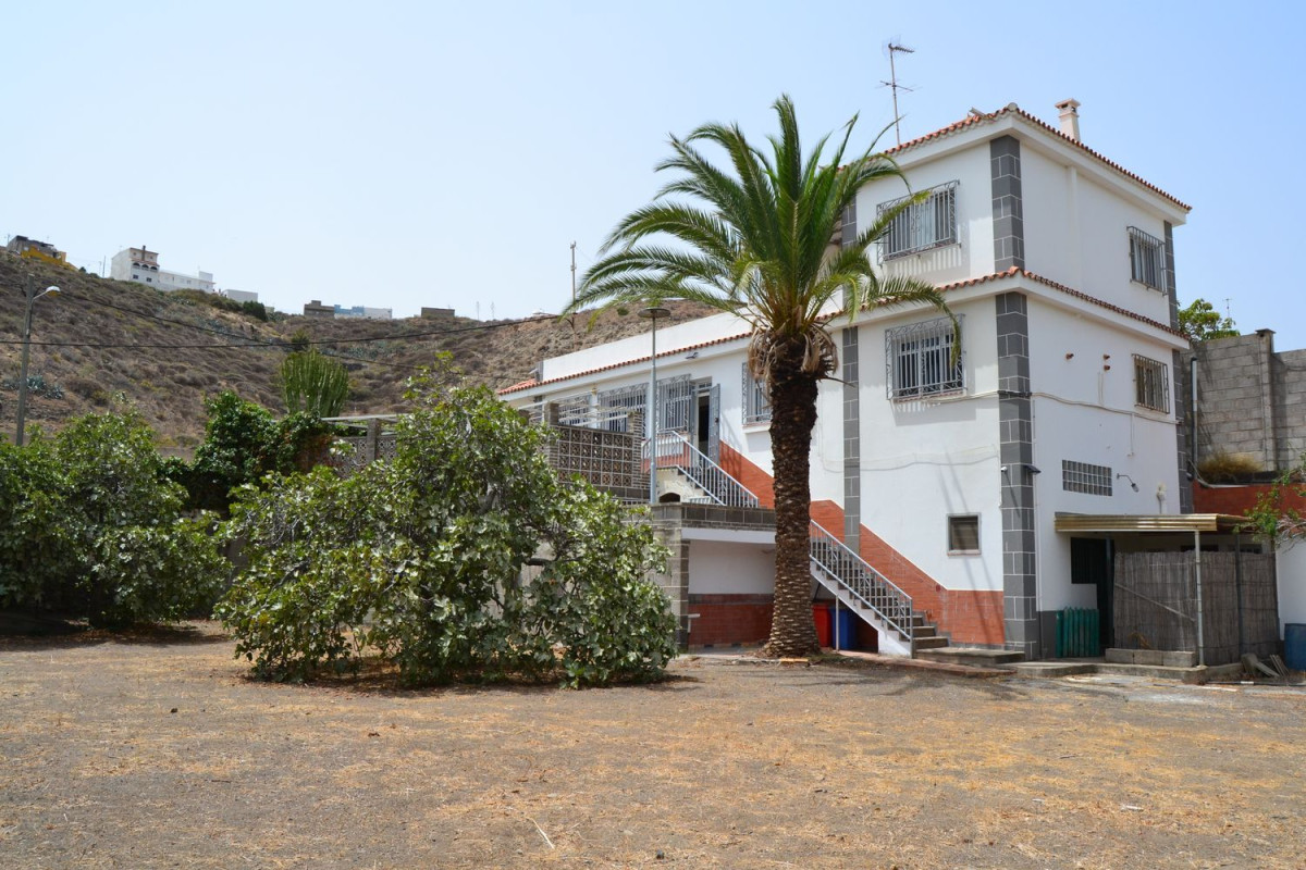 Venta de chalet independiente en Hornos del Rey, Telde
 photo 2