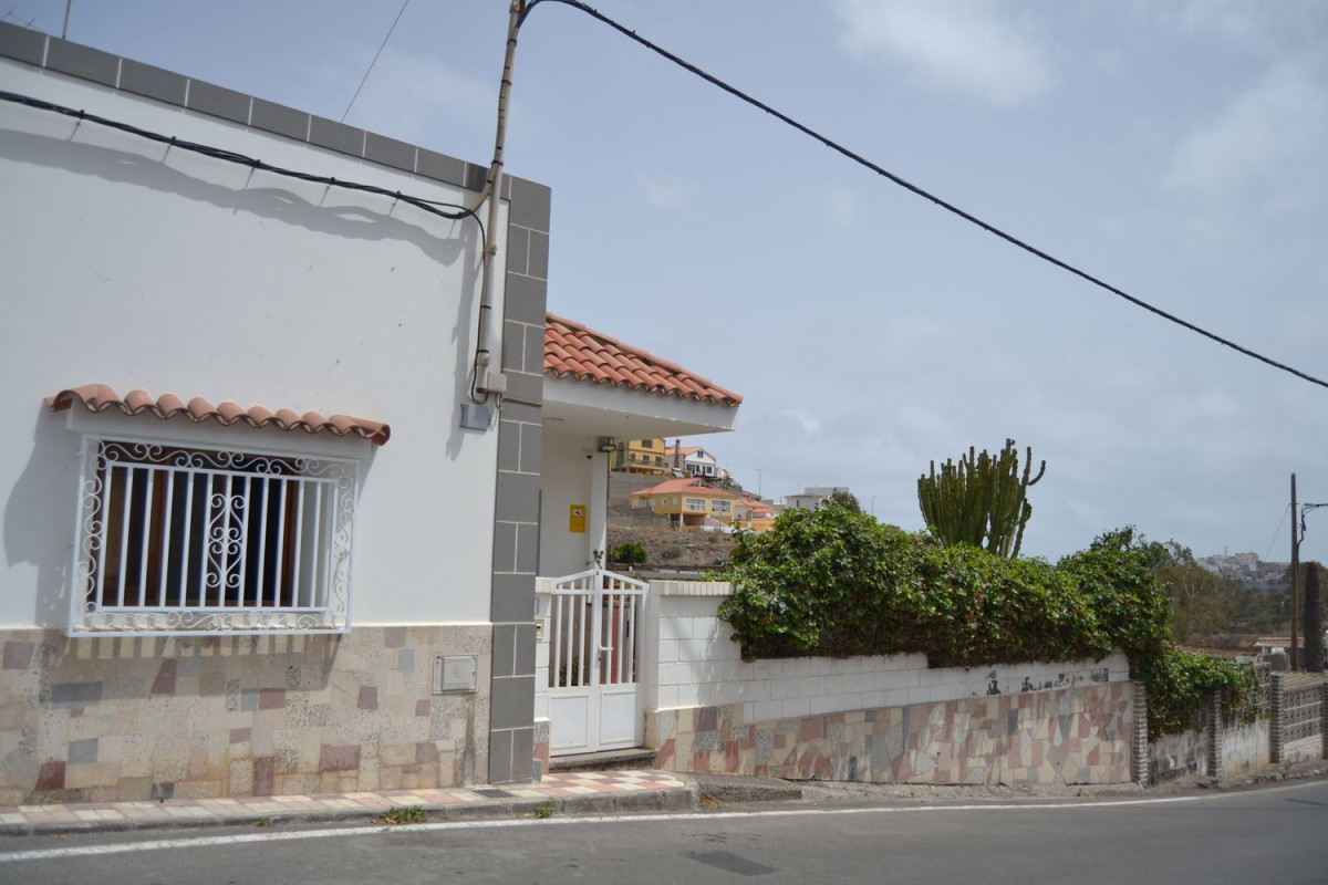 Venta de chalet independiente en Hornos del Rey, Telde
 photo 3