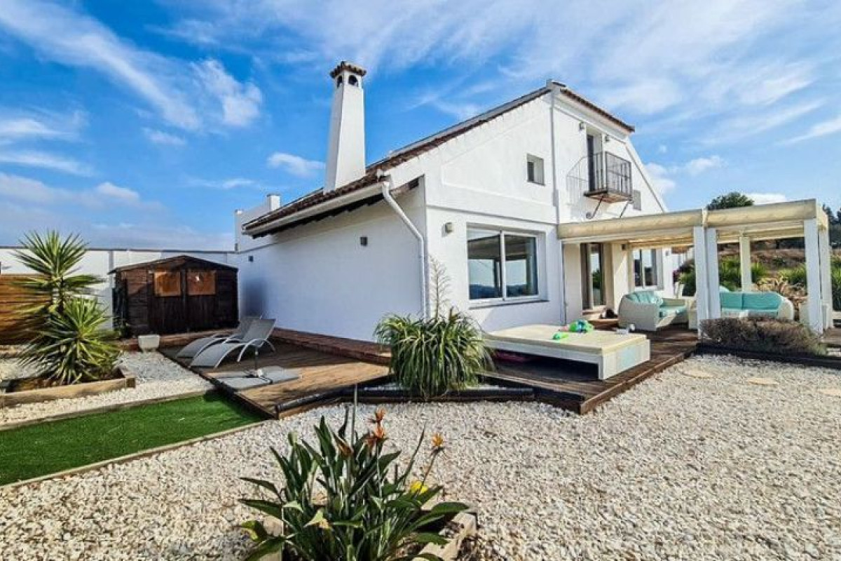 Sale of independent chalet in La Cala Golf s/n, Mijas
photo 1