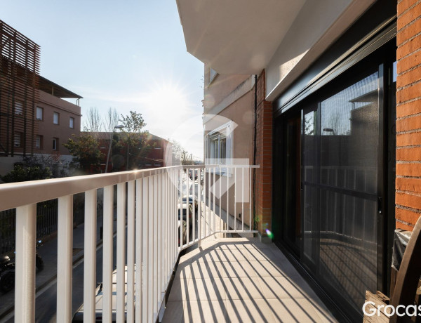 Piso en venta en La Gavarra , Cornellà de Llobregat photo 1