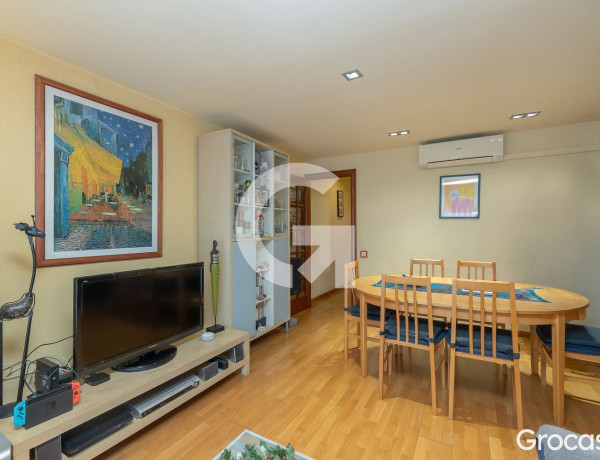 Piso en venta en  La Gavarra , Cornellà de Llobregat photo 4