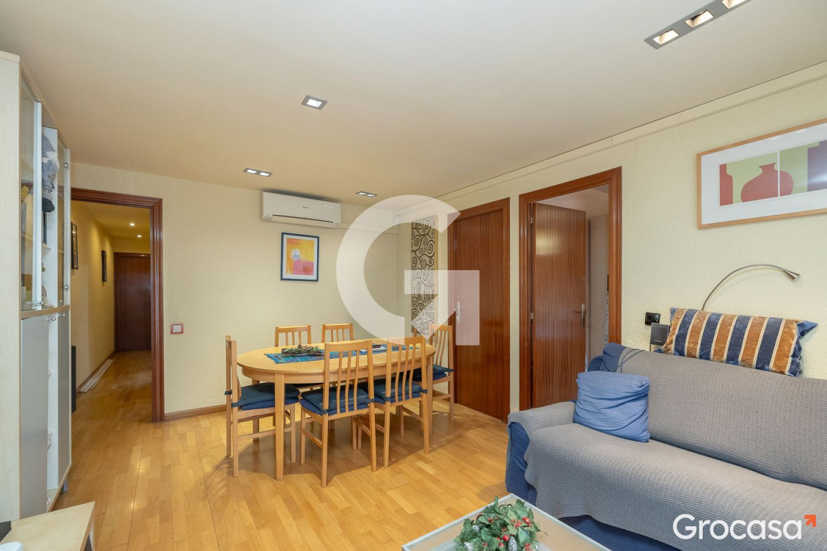 Sale of apartment in La Gavarra, Cornellà de Llobregat
 photo 5