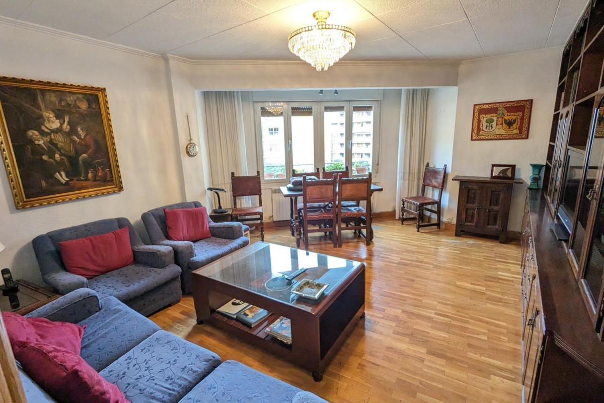 Piso en venta en calle San Veremundo, Эстелья
photo 3