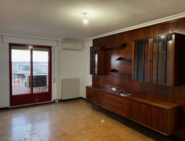 Apartment for sale in Avenida de los Cipreses, Salamanca thumbnail 2