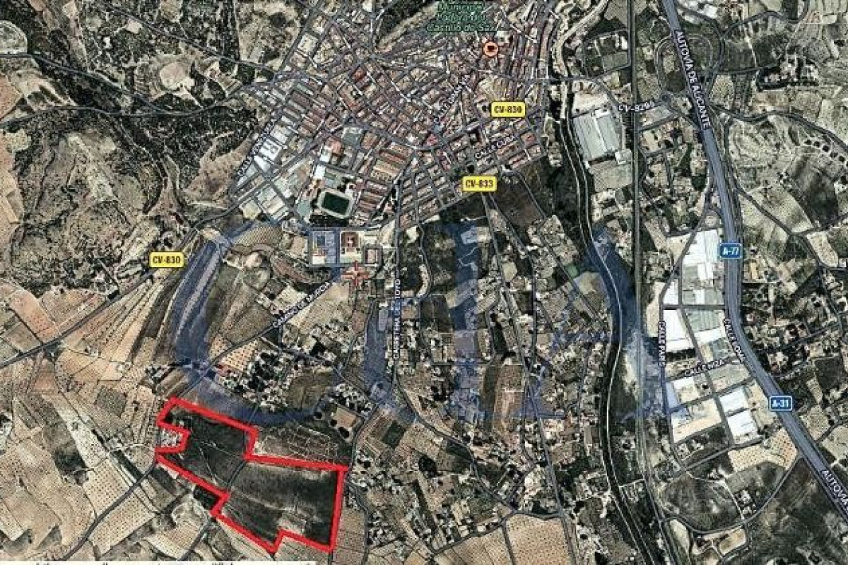 Terreno en venta en Sax, Alicante photo 2