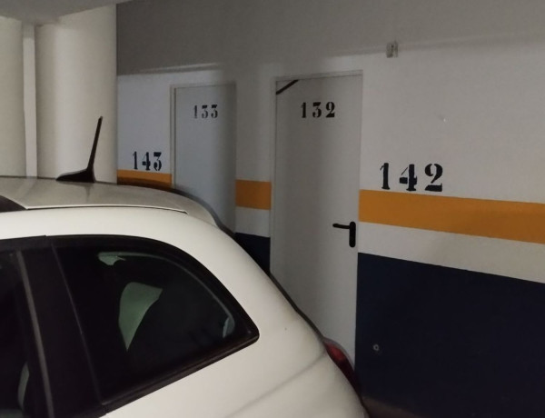 Продажа первого этажа в , Valdepeñas photo 1