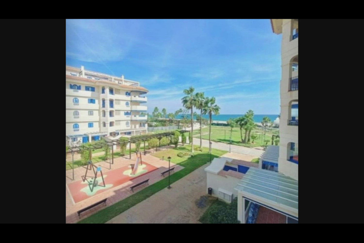 Sale of apartment in San Luis de Sabinillas, Manilva
photo 1