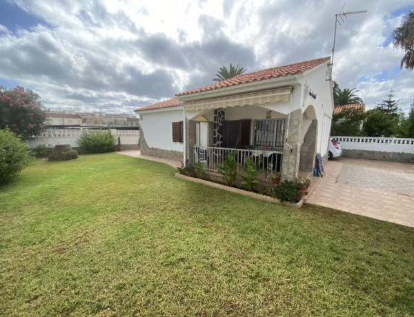 Chalet independiente en venta en  Las Atalayas - Urmi - Cerro Mar , Peñíscola photo 1