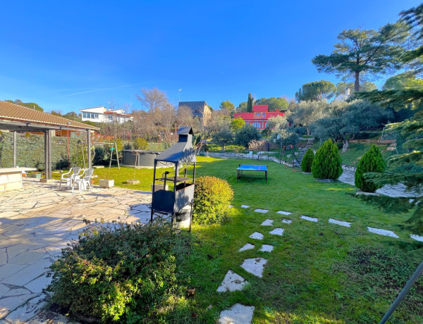 Chalet independiente en venta en , El Casar photo 3