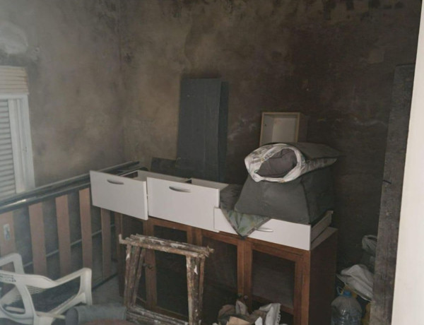 Chalet adosado en venta en Calle de Crist Rei, 49 , Sagunto/Sagunt thumbnail 1