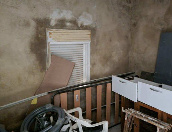 Chalet adosado en venta en  Calle de Crist Rei, 49 , Sagunto/Sagunt photo 4