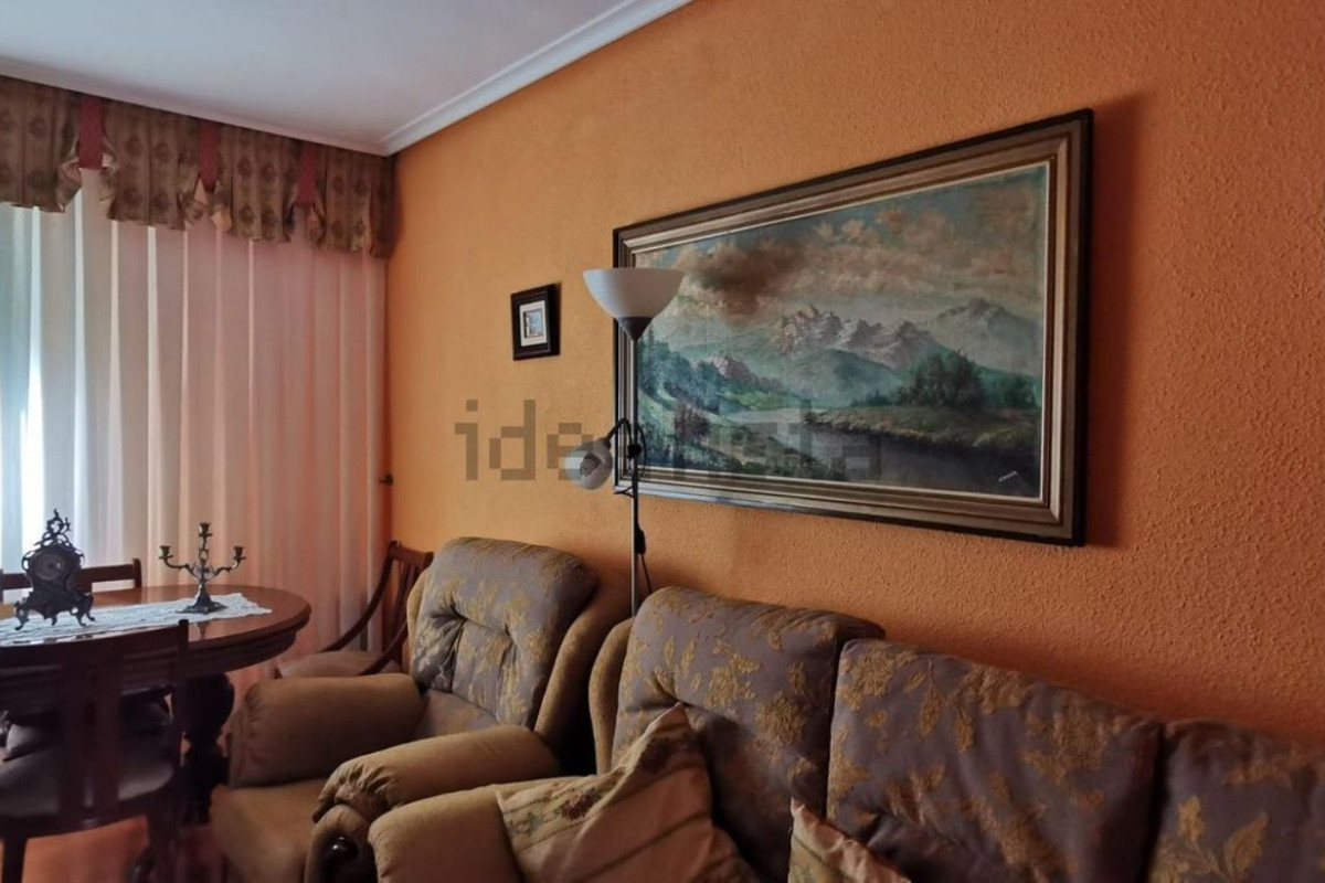 Продажа квартиры на Calle Banasteros, Логроньо
photo 5