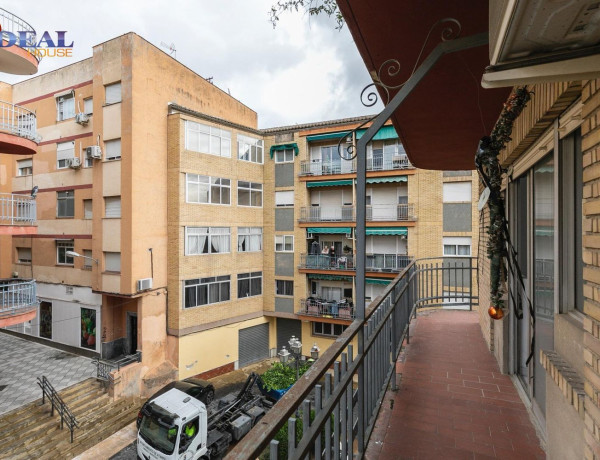 Piso en venta en , Atarfe photo 2
