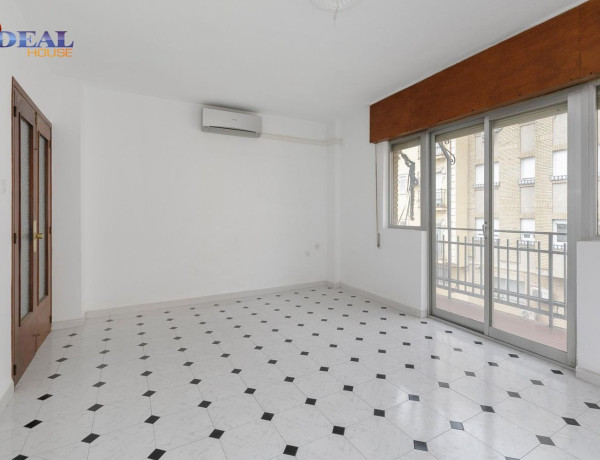 Piso en venta en , Atarfe photo 3